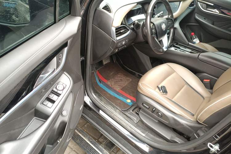 Used Buick Enclave 2022 652T 4x4 Prestige Flagship 7-Seater Driver Seat