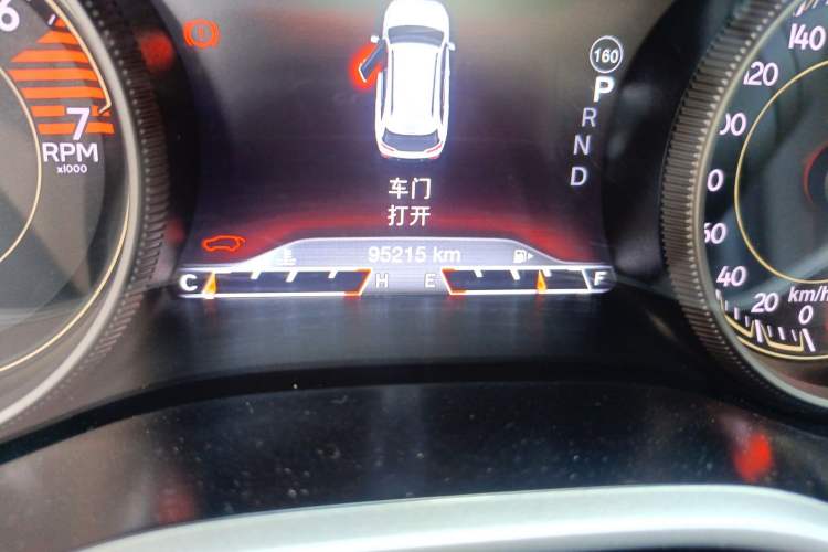 Used Jeep Cherokee 2017 2.0L Superior Edition