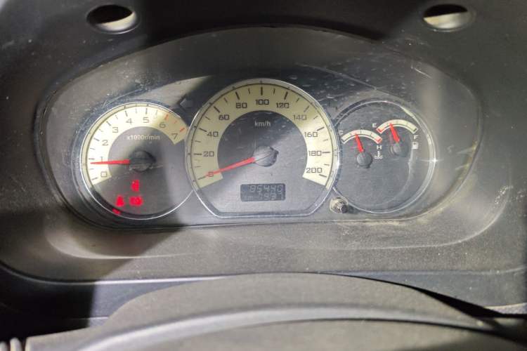 Used Wuling Hongguang 2014 1.2L S Comfort Model China IV
