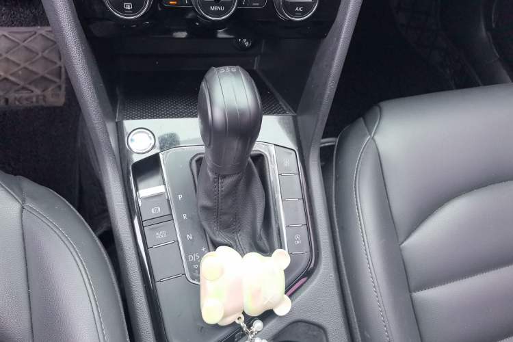 Used Volkswagen Tharu 2020 280TSI Two-Wheel Drive Comfort Edition China VI Standard
