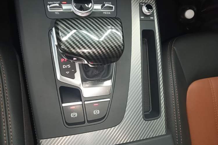 Used Audi Q5L 2020 45 TFSI Prestige Fashion Model
