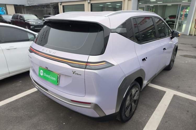 Used AION Y 2023 Younger