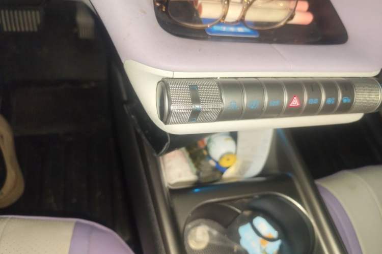 Used BYD Dolphin 2021 405 km Fashion Edition Gear Lever