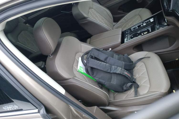 Used Volkswagen Viloran 2022 380TSI Flagship Edition Right Front Seat