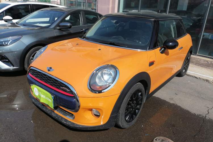 Used MINI 2014 1.5T COOPER Fun