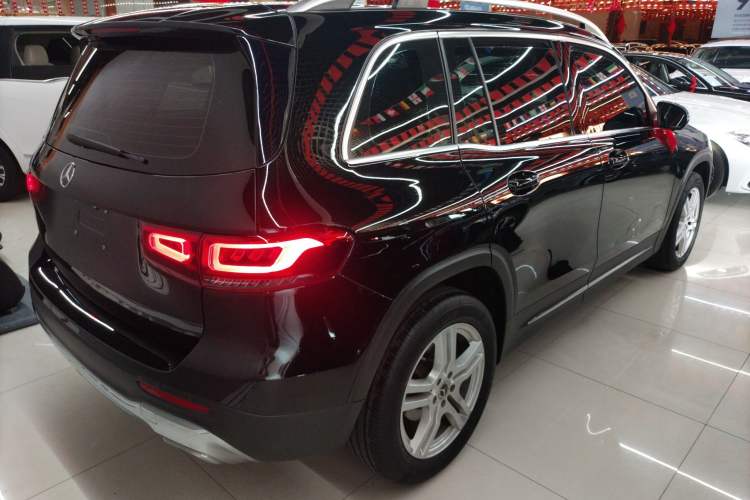 Used Mercedes-Benz GLB 2023 Refreshed GLB 200 Dynamic Edition Rear Right 45 Deg