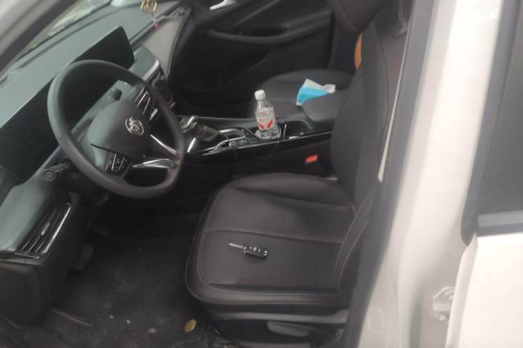 Used Buick Verano 2023 Pro Enjoyment Edition Left Front Seat