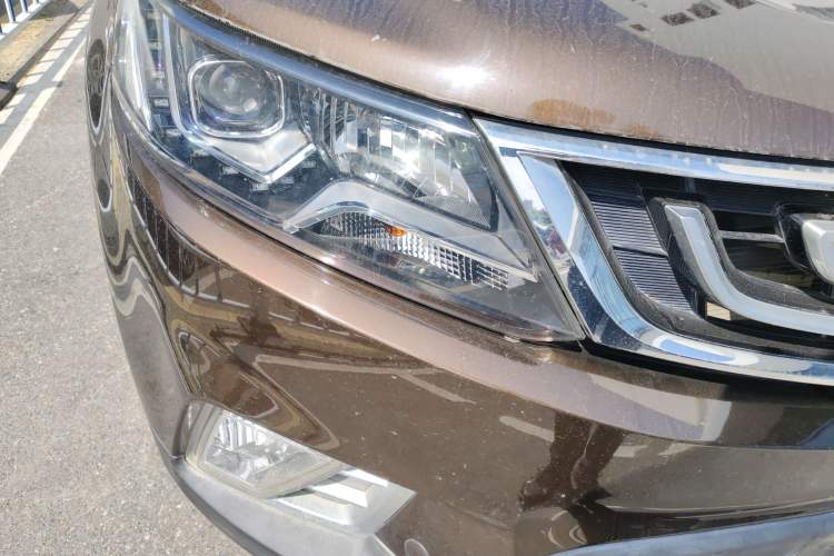 Used Geely Auto Vision X6 2016 1.8L Manual Luxury Model