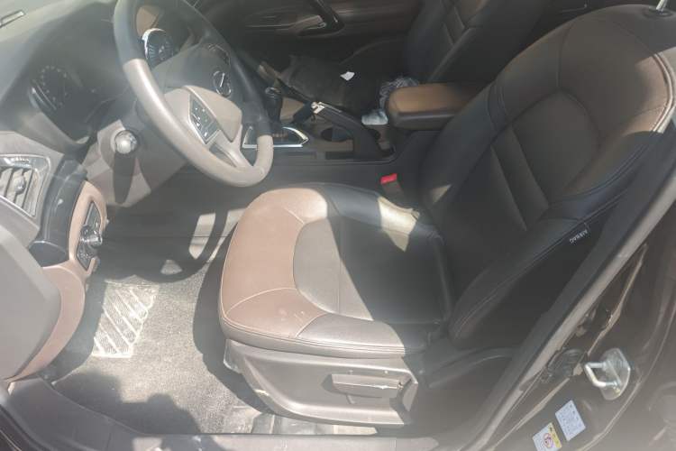 Used GAC Trumpchi GS4 2015 200T Manual Elite Edition
