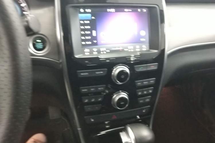 Used Haval H2 2016 Red Label 1.5T Automatic Two-Wheel Drive Elite Model