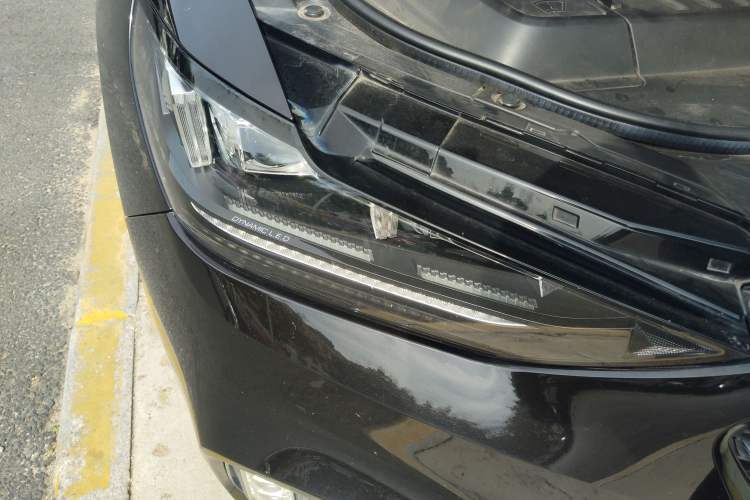 Used Wey VV6 2020 2.0T Two-Wheel Drive Smart Protection+