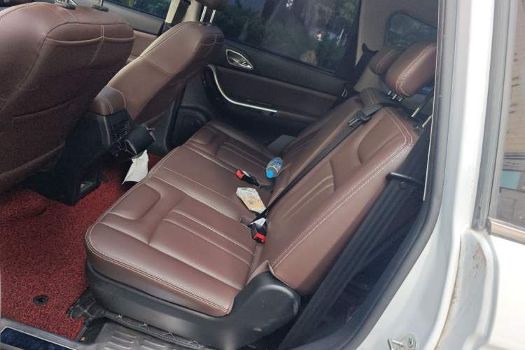 Used Bisu T5 2017 1.5T Manual Luxury Model
