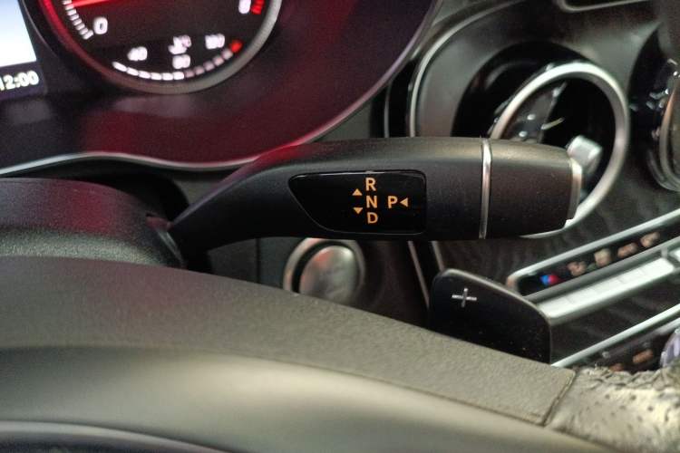 Used Mercedes-Benz C-Class 2018 C 200 L Sport Edition Gear Lever