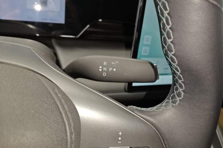 Used BYD Qin L 2025 EV 545KM Excellence Edition Gear Lever