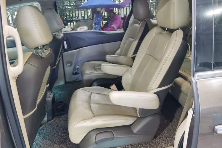 Used Buick GL8 2013 3.0L XT Luxury Business Flagship Edition