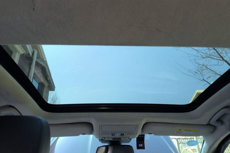 Used Jaguar XFL 2017 XFL 2.0T 200PS Windflower Edition
