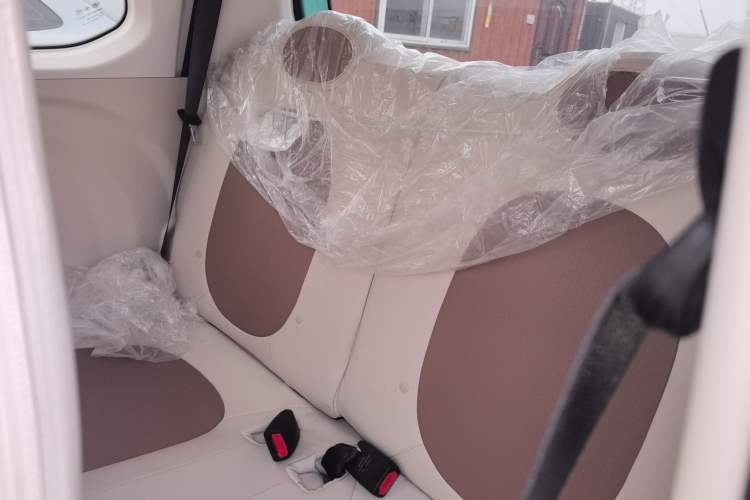 Used Bestune Pony 2026 222km Colorful Horse Interior 4