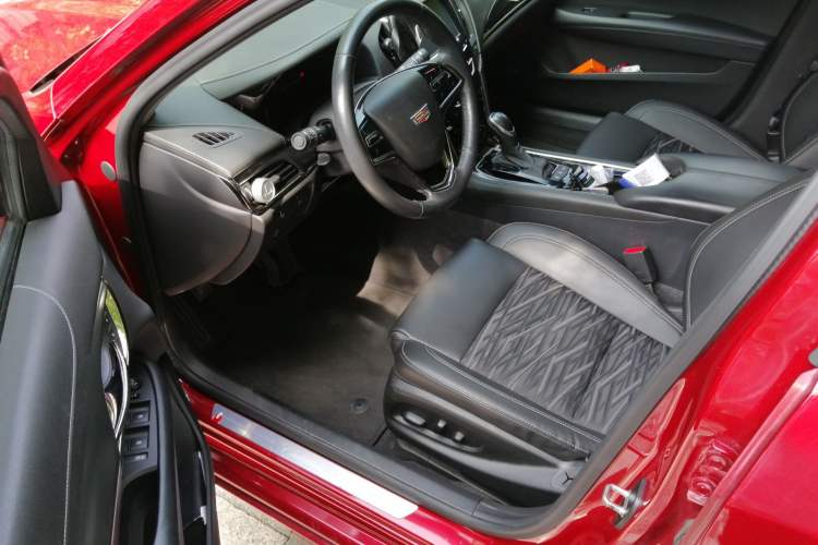 Used Cadillac ATS-L 2017 28T Tech Edition Driver Seat