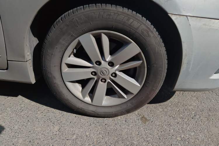 Used Nissan Teana 2011 2.0L XE Standard Edition Right Front Wheel Hub