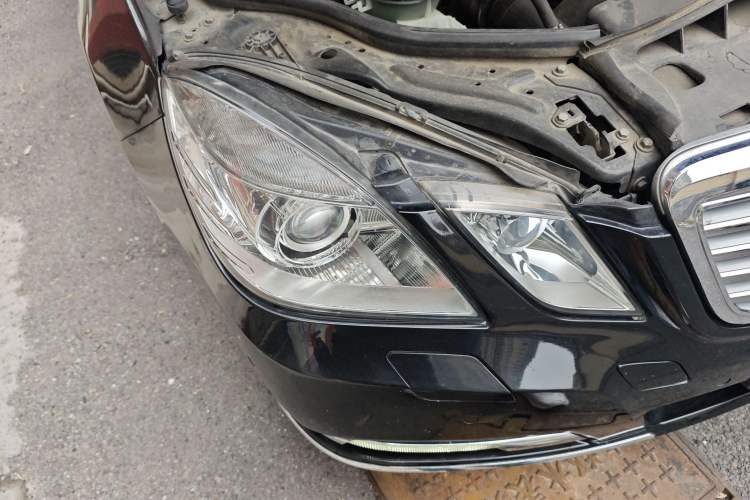 Used Mercedes-Benz E-Class 2010 E 260 L CGI Elegant Model
