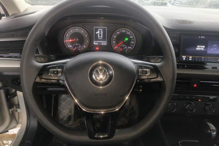 Used Volkswagen Lavida 2019 1.5L Automatic Comfort Edition China VI Standard Steering Wheel