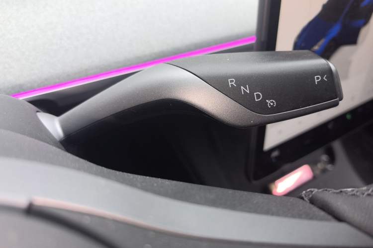 Used Tesla Model Y 2024 Long-Range All-Wheel-Drive Version