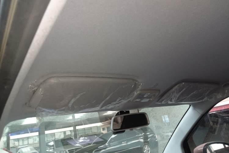 Used Chery New Energy QQ Ice Cream 2022 170km Sundae Phosphate Lithium-Ion