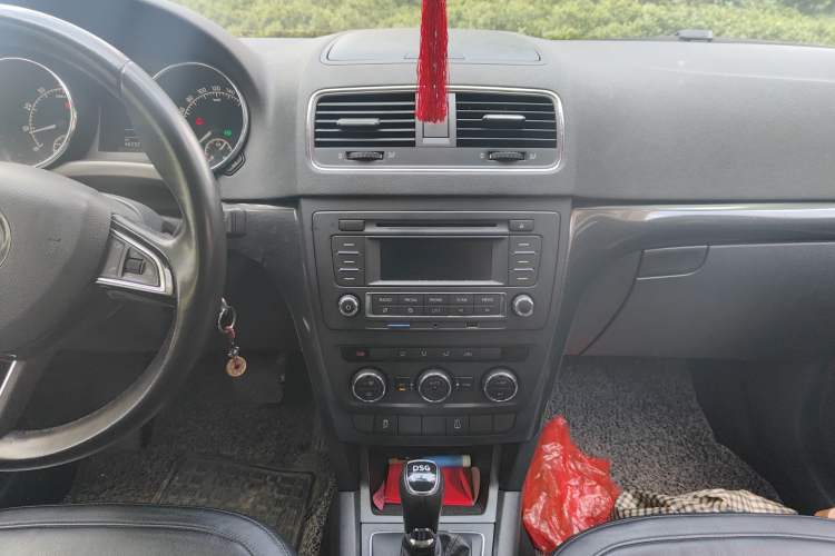 Used Skoda Yeti 2014 1.4 TSI DSG Phantom Edition
