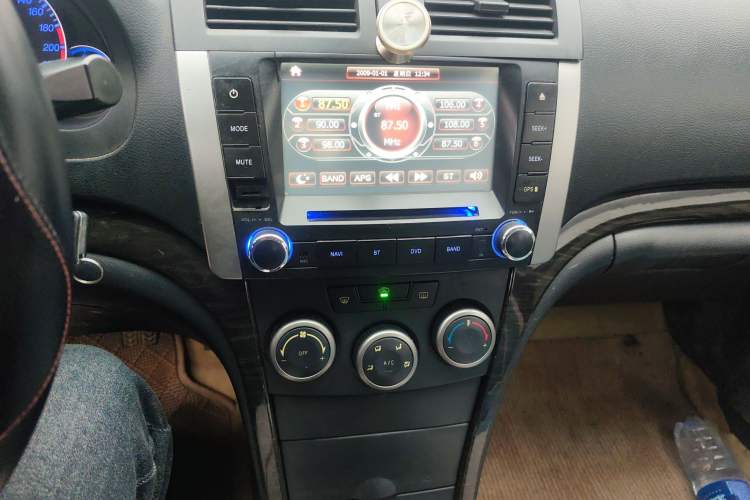 Used Haima Fumei 2012 Sedan 1.6L Manual Fashion Edition
