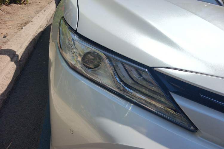 Used Toyota Camry 2019 2.0G Luxury Edition China VI Standard Right Front Headlight