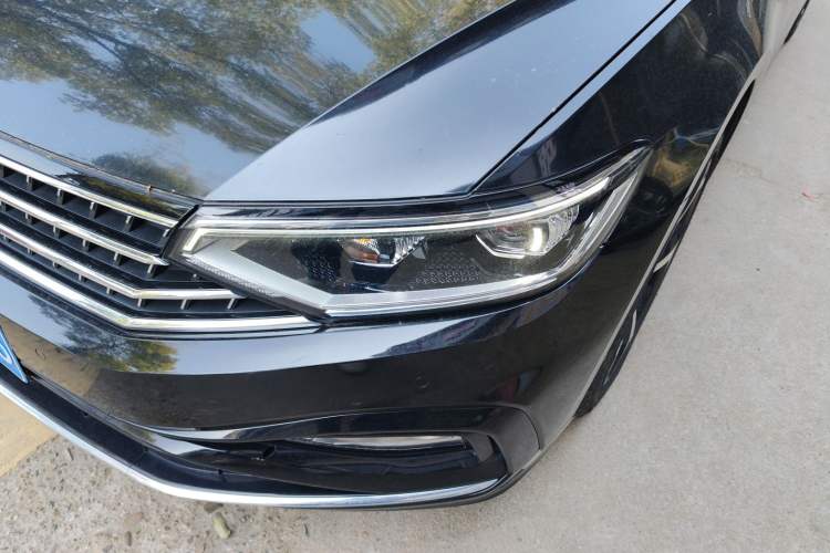 Used Volkswagen Magotan 2023 2 Million Units Commemorative Edition 330TSI DSG Luxury Version
