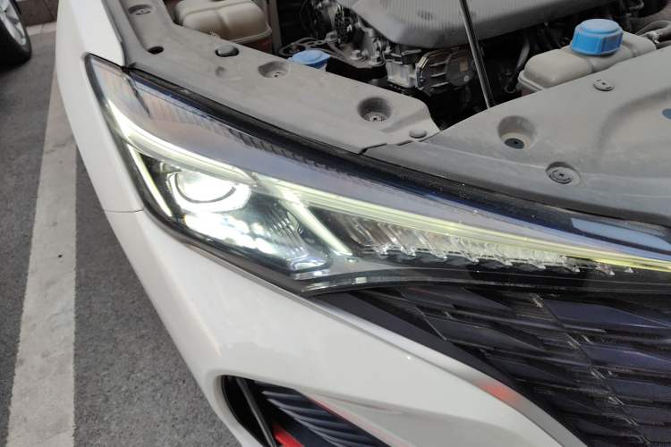 Used CHANGAN Eado 2022 PLUS Blue Whale NE 1.4T GDI DCT Prestige Edition
