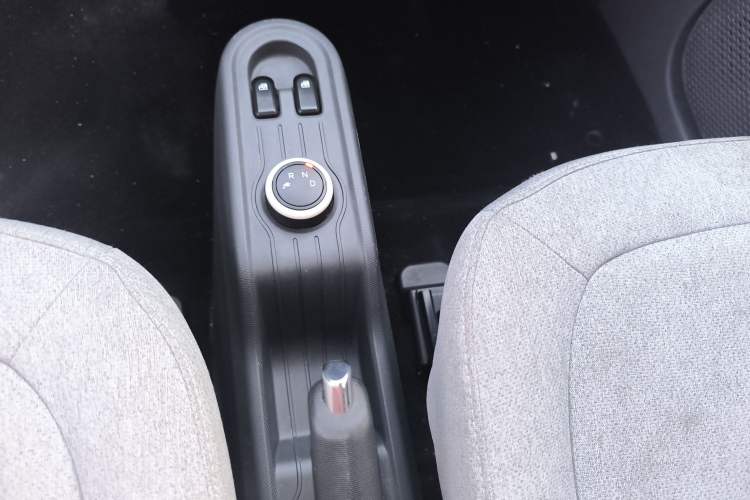 Used Wuling Hongguang MINIEV 2021 Macaron Premium Model – Lithium Iron Phosphate