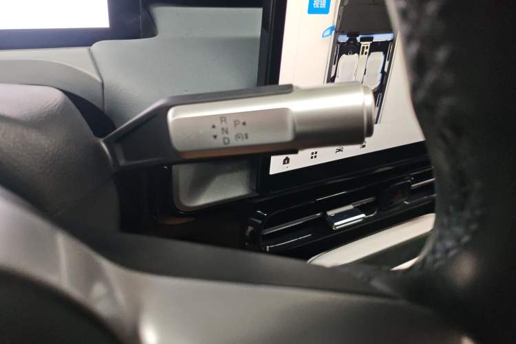 Used AION Y 2023 Younger