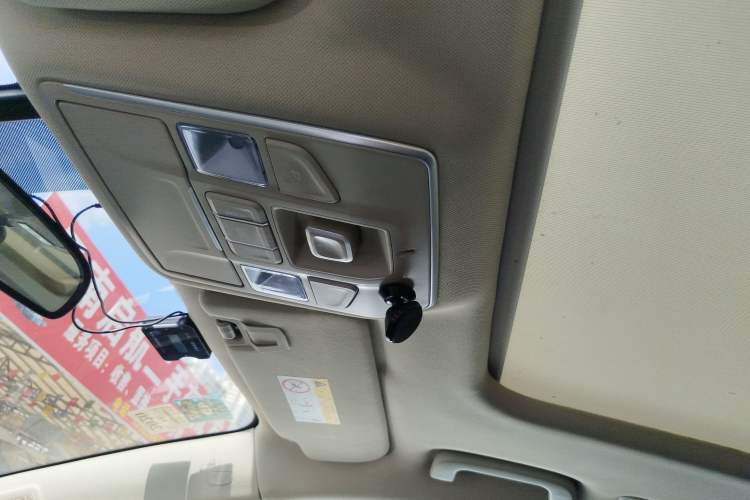 Used Geely Auto Emgrand GT 2016 1.8T Comfort Model Headliner