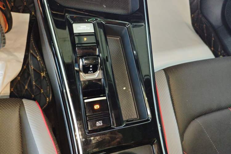 Used Volkswagen Lamando 2023 Lavida L 280TSI DSG Cool & Spicy Edition
