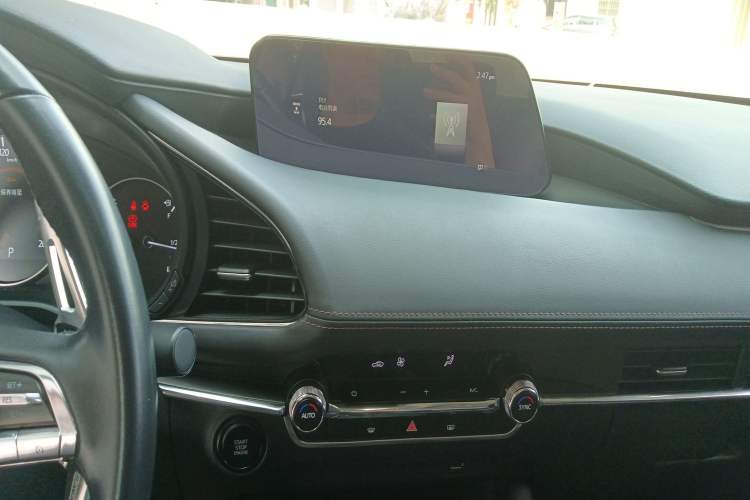 Used Mazda Mazda 3 Axela 2021 2.0L Automatic ZhiXuan Edition