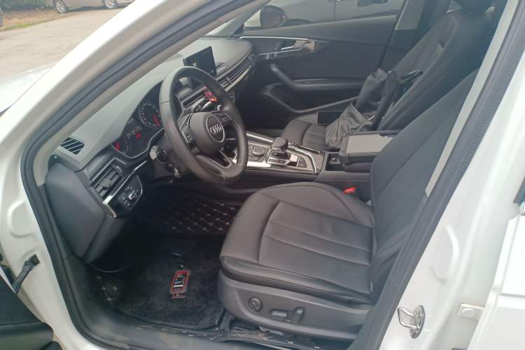 Used Audi A4L 2018 30th Anniversary Edition 40 TFSI Trendy Model