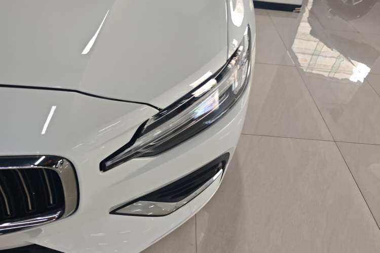 Used Volvo S60 2025 B4 Zhiyuan Luxury Edition
