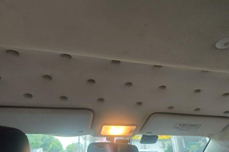 Used HYOSOW S3 2014 1.5L Comfort Version China IV Emission Standard Headliner