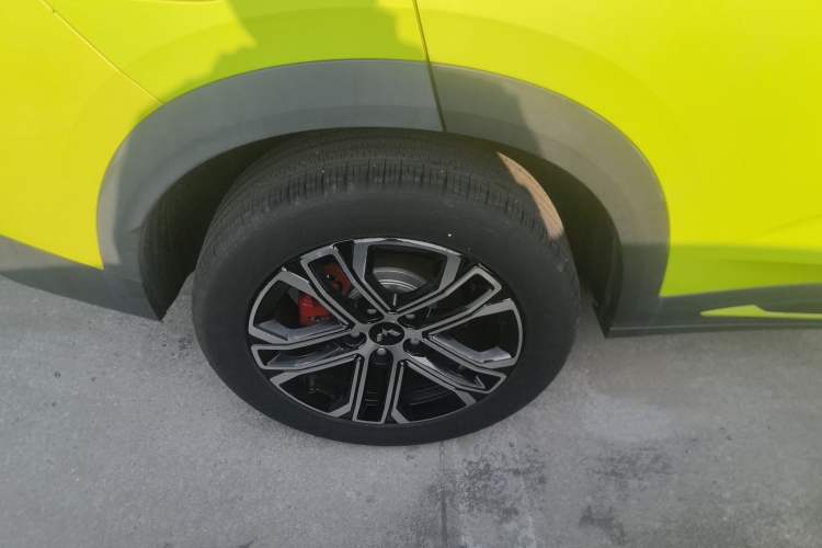 Used Wuling Alvez 2022 1.5T CVT Trendy & Cool Edition