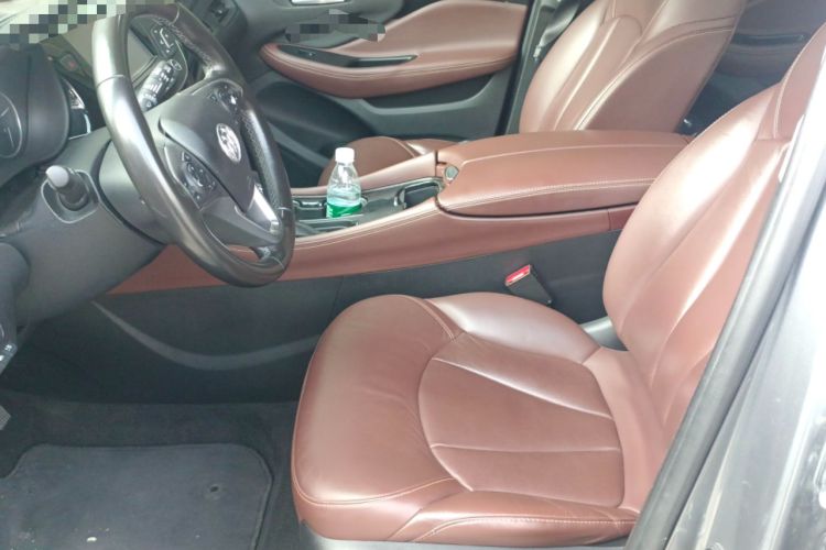 Used Buick Envision 2018 28T Four-Wheel Drive Luxury Model Left Front Seat