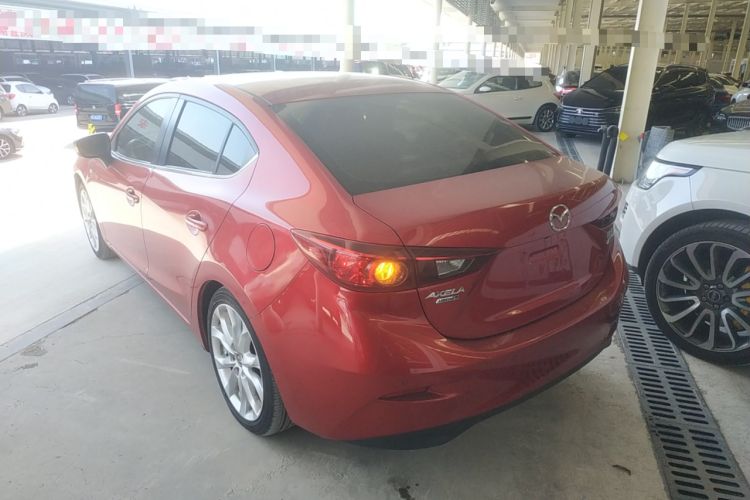 Used Mazda 3 Axela 2016 Sedan 2.0L Automatic Sport Model