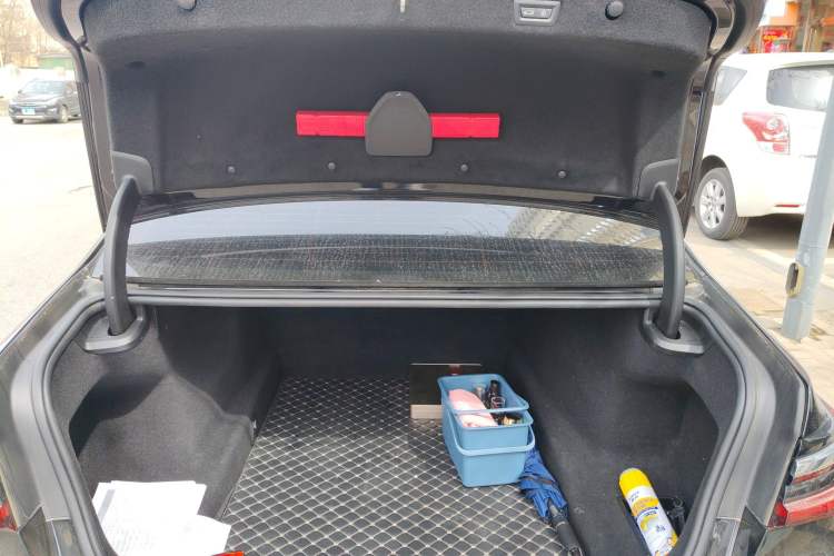 Used BMW 7 Series 2019 730Li Luxury Package Trunk