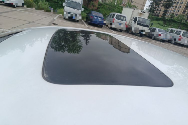 Used Buick GT 2018 18T Automatic Elite Model Roof