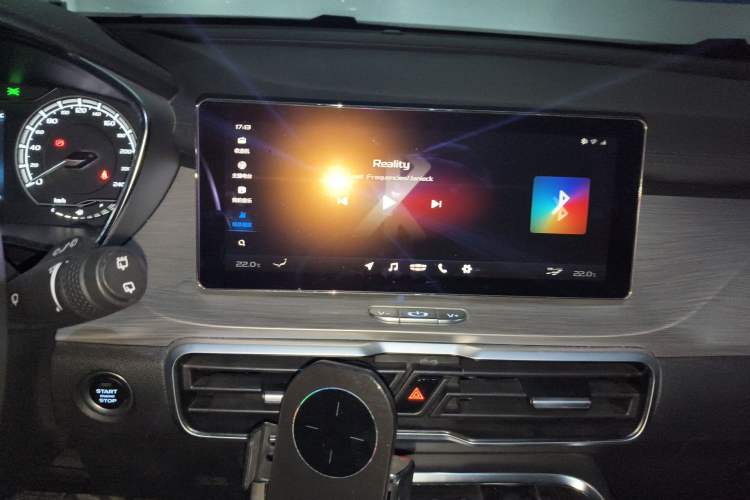 Used Geely Auto Coolray 2019 260T DCT Knight China VI Standard
