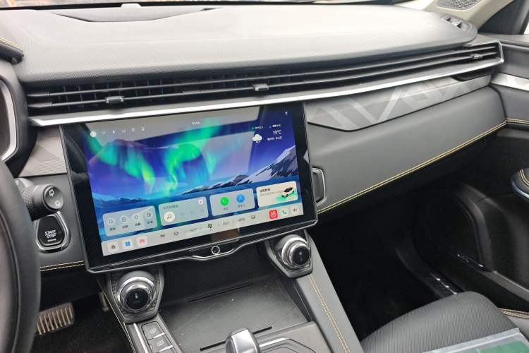 Used Lynk & Co 01 2023 2.0TD Two-Wheel Drive Pro Trim
