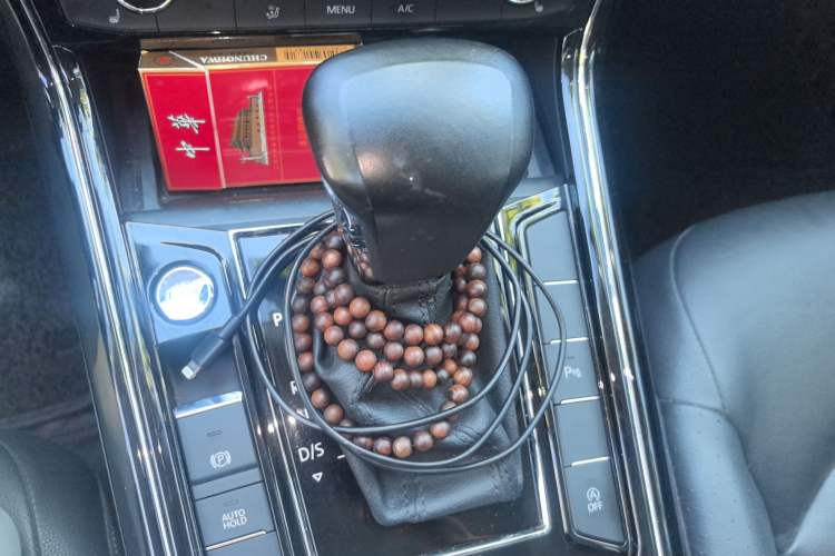 Used Volkswagen Phideon 2018 Revised Version 380TSI Two-Wheel Drive Business Edition
