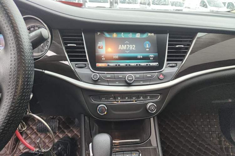 Used Buick Verano 2018 Sedan 20T Dual-Clutch Leading Model