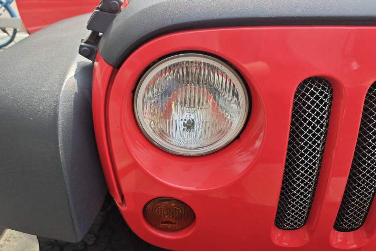 Used Jeep Wrangler 2013 3.6L Sahara two-door model
